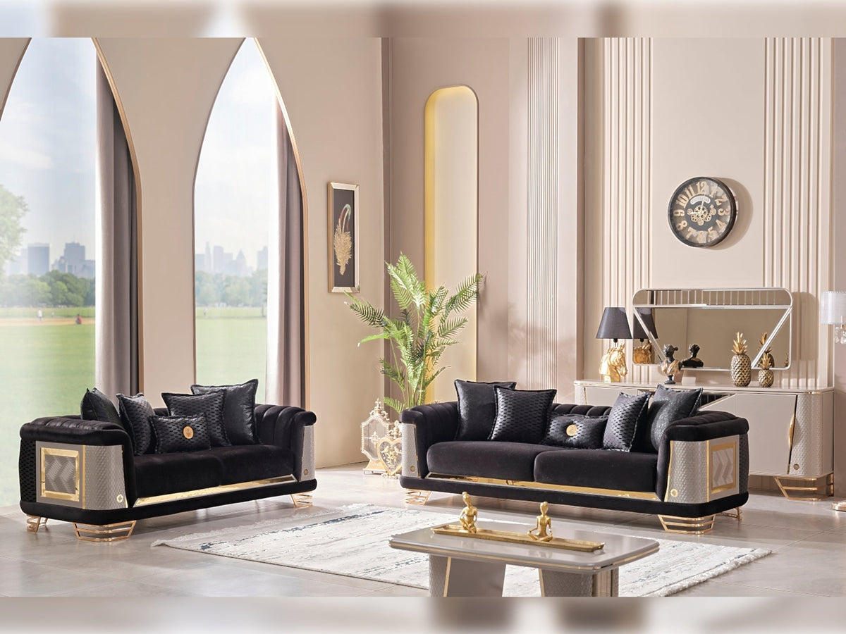 Romans Loveseat