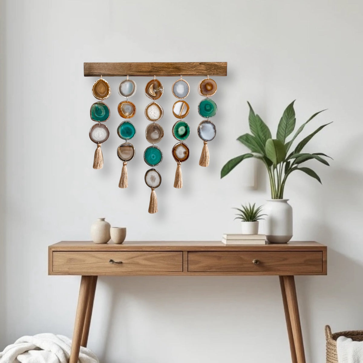 Juniper Uma Agate Wall Hanging (24 Inch)