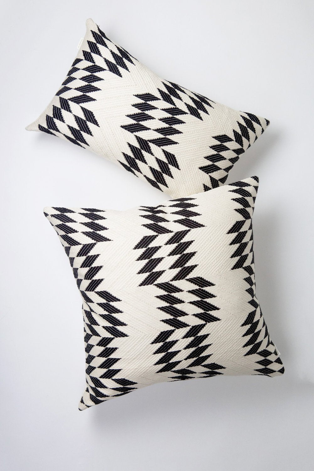 Almolonga Quilt Pillows