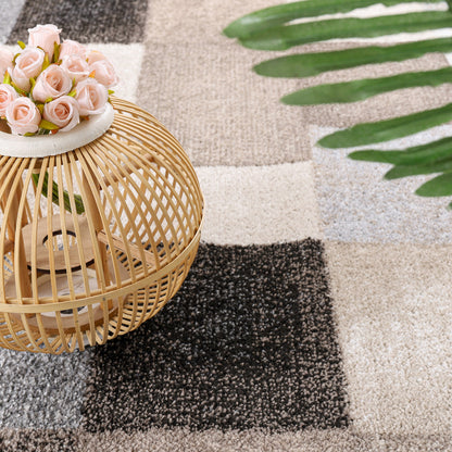 Modern Living Room Rug Fiesta Patchwork Look in Beige and Grey