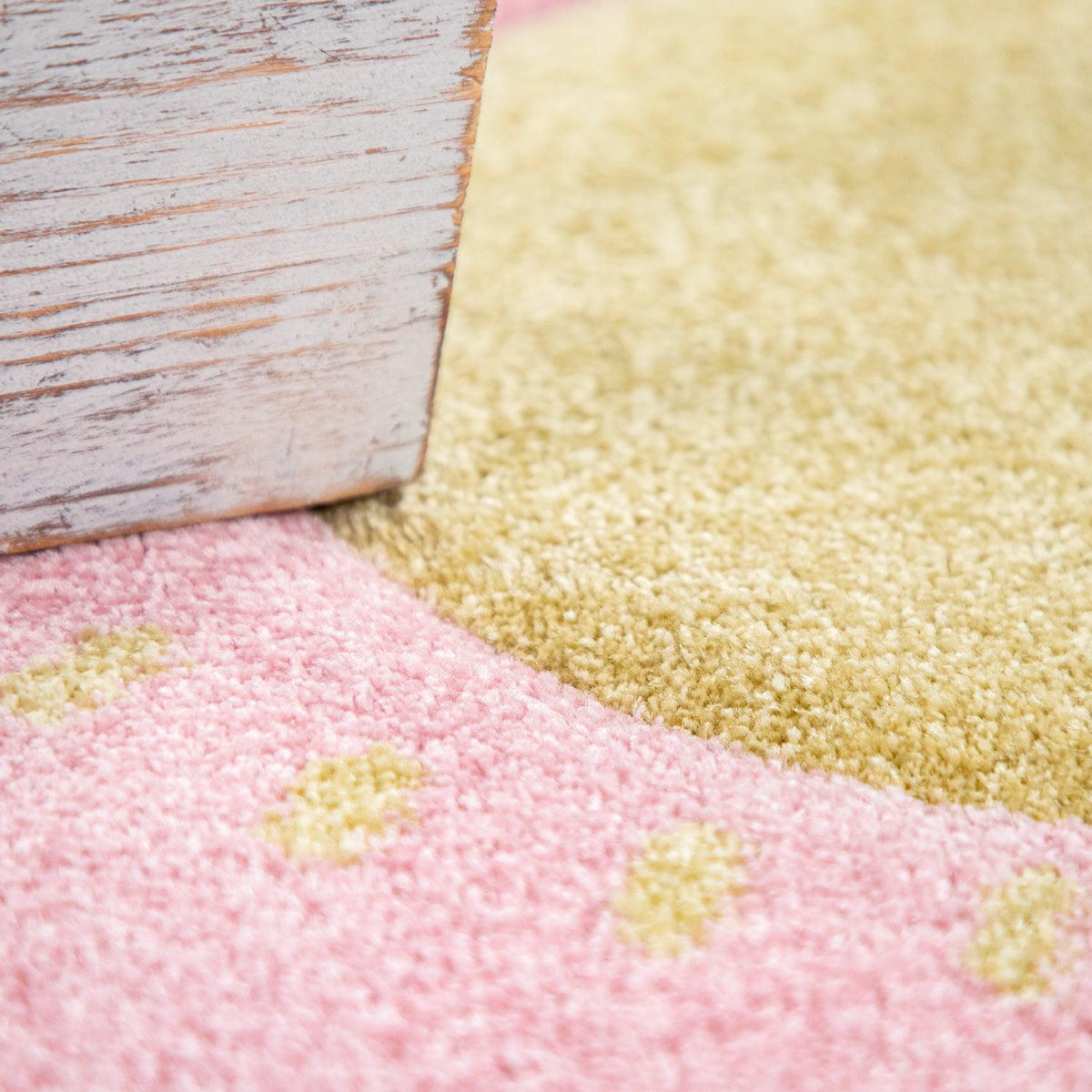 Kids Rug Cosmo with Rainbow &amp; Clouds in Colorful Pink