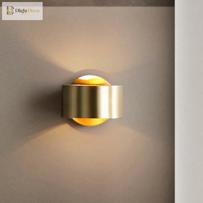 Modern Brass Wall Sconce | Bedroom &amp; Bedside Lighting